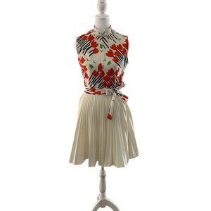 Vintage Floral Pleated Fit Flare 60s 70s Dress